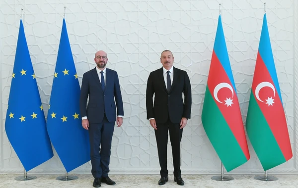 İlham Əliyev və Şarl Mişel birgə işçi nahar ediblər - FOTO