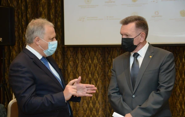 Mikayıl Cabbarov: "Azərbaycan iqtisadiyyatı iki faiz artıb" - FOTO