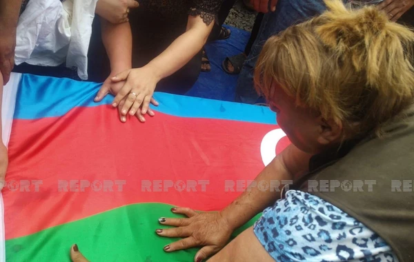 Snayperlə vurulan şəhid Fərman Yaqublu dəfn edildi - YENİLƏNİB - FOTO