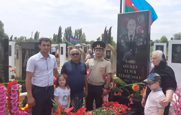 Şəhid mayor Elnur Quliyevin doğum günündə xatirəsi anılıb - FOTO