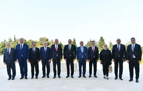 İlham Əliyev AKP sədrinin birinci müavinini qəbul etdi - FOTO