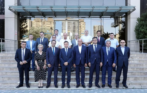 Tanınmış teleaparıcı dövlət qurumunda tutduğu vəzifədən ayrıldı - FOTO