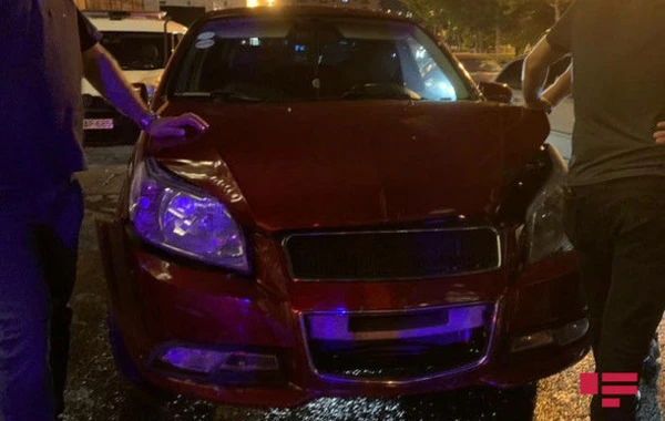 Bakıda qadın sürücü sərxoş halda qəza törətdi - FOTO