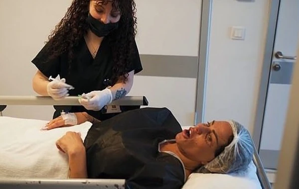 Məşhur model plastik əməliyyat görüntülərini paylaşdı - VİDEO