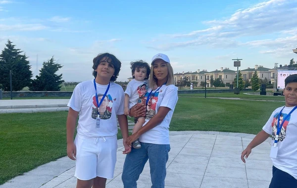 Röya Ayxan göz yaşlarını saxlaya bilmədi - FOTO/VİDEO