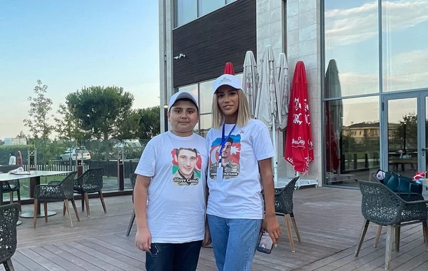Röya Ayxan göz yaşlarını saxlaya bilmədi - FOTO/VİDEO