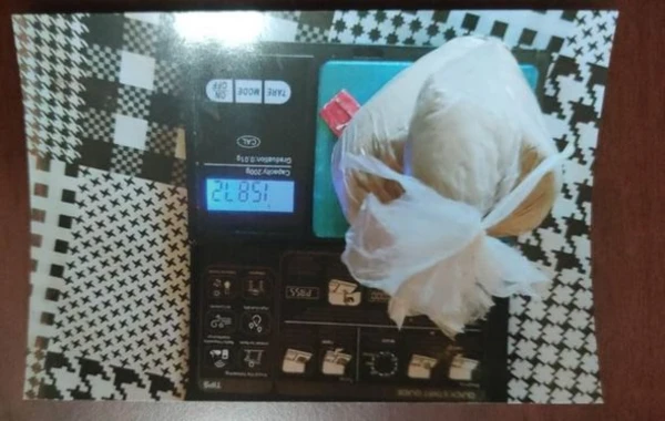 Polis daha bir narkotik satıcısını saxladı – FOTO