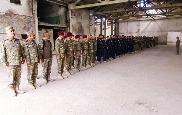Azərbaycanın xüsusi təyinatlıları təlimdə terrorçuları zərərsizləşdirdi - FOTO/VİDEO
