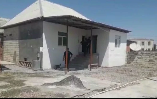 61 yaşlı qadın evdə ölü tapıldı: Hadisənin kimlər tərəfindən törədildiyi araşdırılır - FOTO
