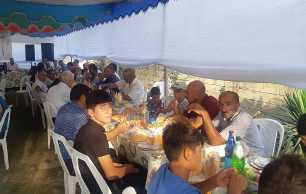 Bu toyda karantin qaydaları pozulub - FOTO