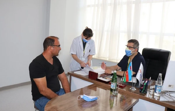 Dünya şöhrətli azərbaycanlı həkimlər Bakıda qaziləri müayinə edirlər - FOTO