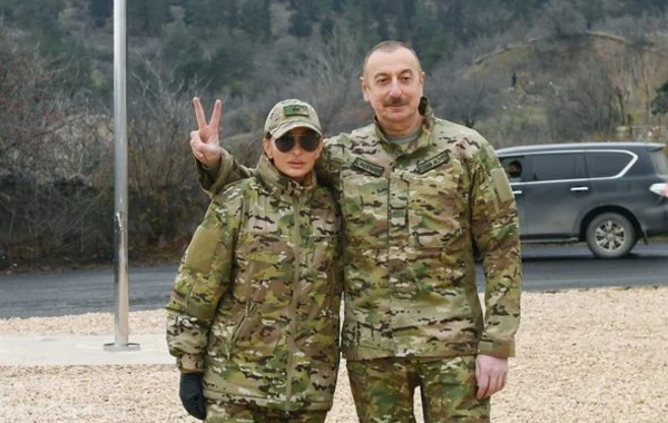 İlham Əliyev və Mehriban Əliyeva Kəlbəcər və Laçında olublar