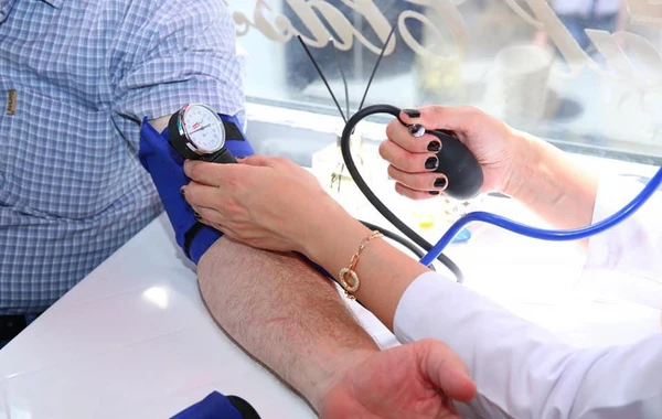 TƏBİB səyyar avtobuslarda peyvəndlənməyə start verdi - FOTO