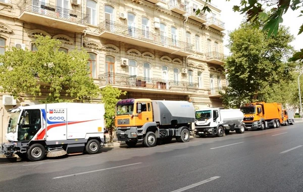 Bakının küçələrini velosipedlə təmizləyəcəklər - FOTO