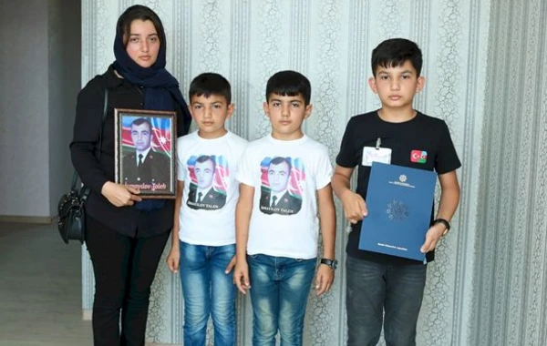 Vətən müharibəsi şəhidlərinin ailələrinə və müharibə əlillərinə evlər təqdim edildi - FOTO