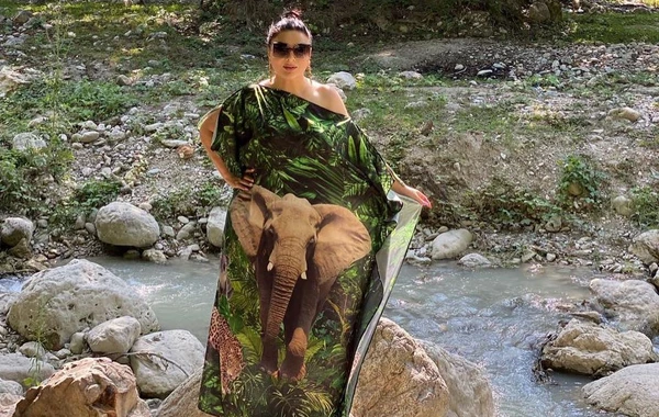 Təranənin geyimi bəyənilmədi: "Toy paltarında dağda gəzmək yeni dəbdir" - FOTO
