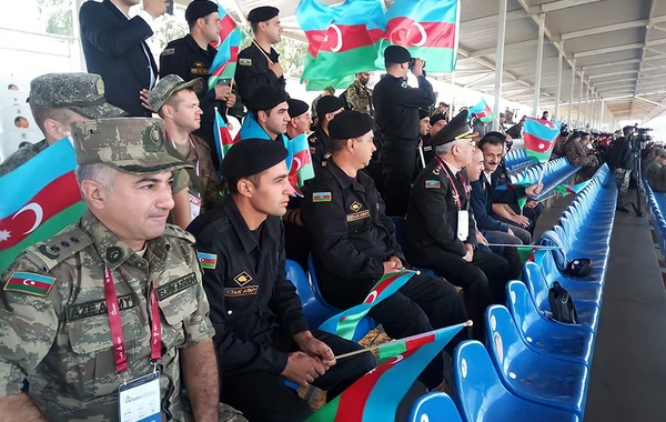 Hərbçilərimiz “Tank biatlonu” müsabiqəsində ilk yarışa başlayıblar - FOTO