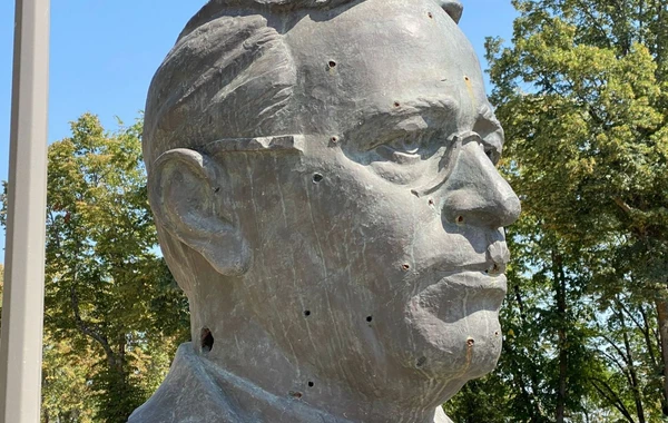 Xarici jurnalistlər azad edilmiş ərazilərdə səfərdədirlər - FOTO