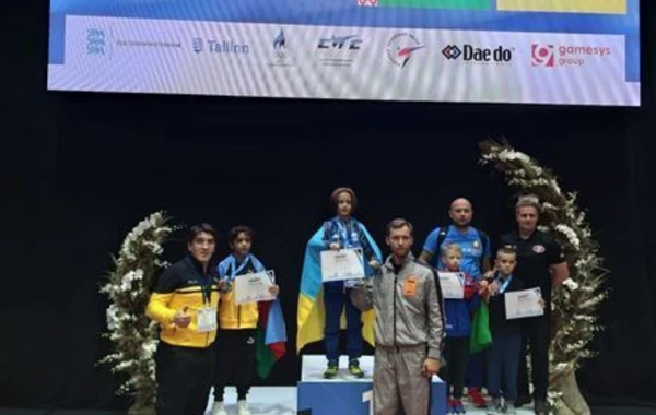 Юные азербайджанские тхэквондисты завоевали медали на чемпионате Европы - ФОТО