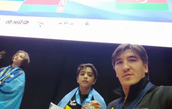 Юные азербайджанские тхэквондисты завоевали медали на чемпионате Европы - ФОТО