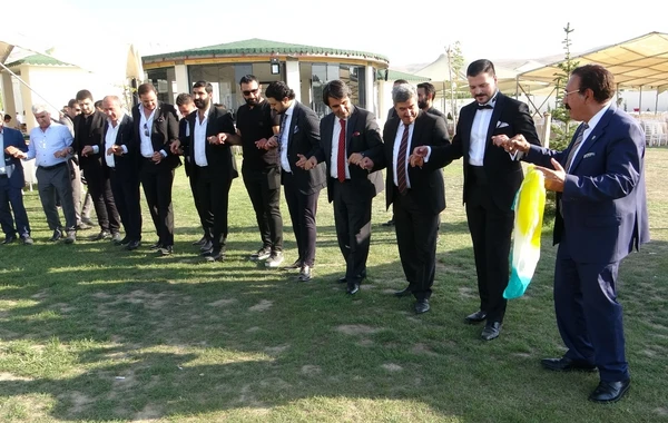 Gəlinə 1 kilo qızıl, bəyə 3 milyon pul hədiyyə etdilər - FOTO/VİDEO