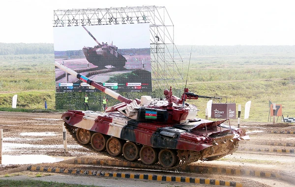“Tank biatlonu” müsabiqəsinin yarımfinal mərhələsi keçirilir - VİDEO