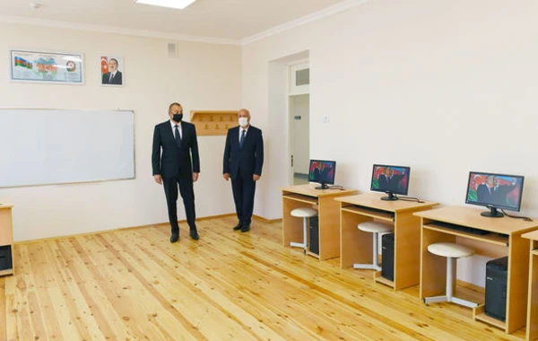 Sumqayıtda 20 nömrəli tam orta məktəb istifadəyə verilib - YENİLƏNİB - FOTO