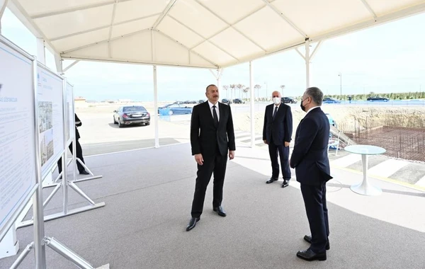 Sumqayıtda güzəştli mənzil layihəsi çərçivəsində növbəti yaşayış kompleksinin təməli qoyulub - YENİLƏNİB - FOTO