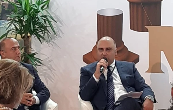 “İçərişəhər” İdarəsinin aparat rəhbəri İtaliyaya səfər edib - FOTO