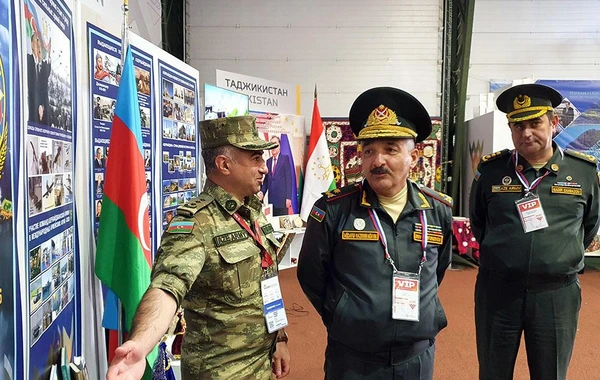 General-mayor Ənvər Əfəndiyev Moskvadadır - FOTO