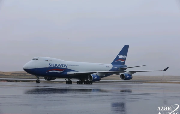 Самолет AZAL совершил первую посадку в международном аэропорту Карабаха - ФОТО