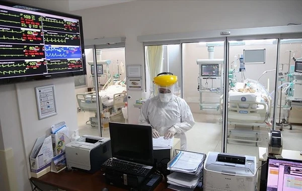 Türkiyədə bir gündə 20 mindən çox insan koronavirusa yoluxdu