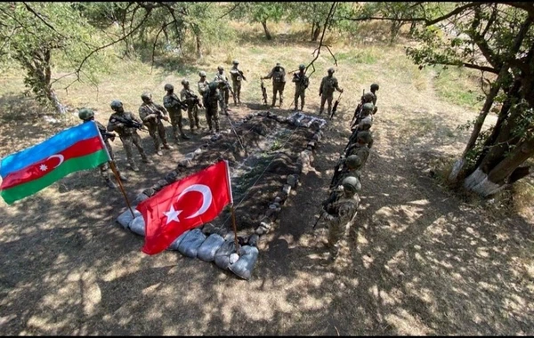 Türkiyə Müdafiə Nazirliyi Laçındakı birgə təlimlərlə bağlı məlumat yayıb - FOTO