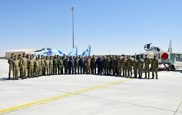 Военный атташе Азербайджана встретился с личным составом, участвующим в учениях "Сокол ТурАз - 2021" - ФОТО
