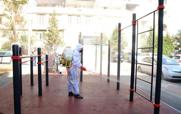 Bakıda növbəti dezinfeksiya işləri aparılır - YENİLƏNİB - FOTO