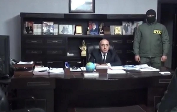 Həbsdə ölən sabiq icra başçısının cinayət işinə xitam veriləcəkmi?