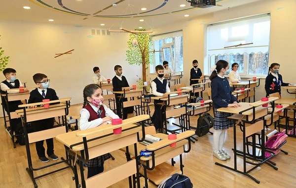 Azərbaycanda məktəblilərin tətil günlərində dəyişiklik edilib