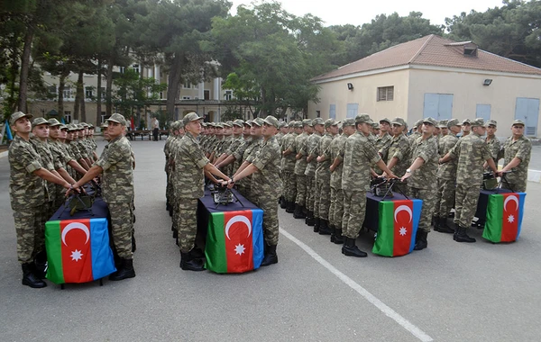 Hərbi tibb fakültəsi kursantlarının andiçmə mərasimi keçirilib - VİDEO