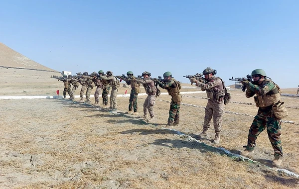 Azərbaycan, Türkiyə və Pakistanın XTQ-lari müxtəlif silahlardan atəş açıb - FOTO/VİDEO