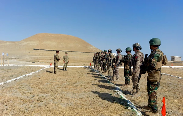 Azərbaycan, Türkiyə və Pakistanın XTQ-lari müxtəlif silahlardan atəş açıb - FOTO/VİDEO