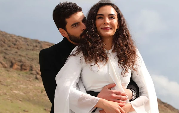 “Hercai”nin aktrisası evlənir - FOTO