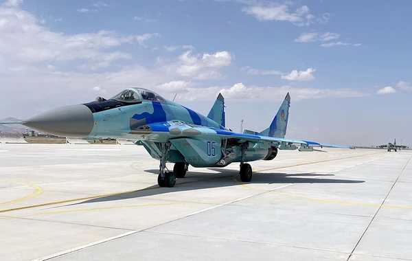 Военные самолеты Азербайджана и Турции совершили боевые вылеты в рамках совместных учений - ВИДЕО