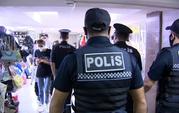 Bakı polisi geniş "maska reydləri"nə başladı - VİDEO