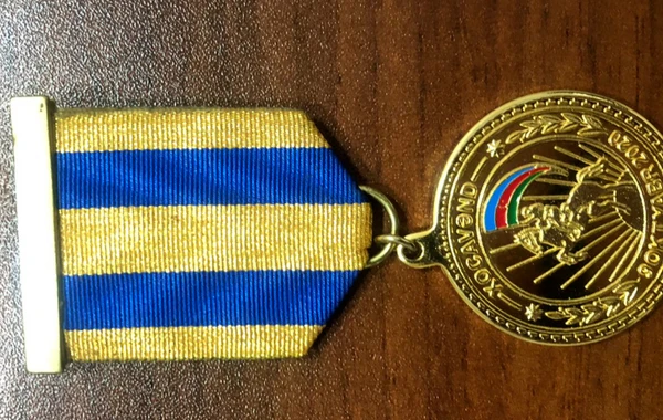 Vətən müharibəsi iştirakçısının pulunu və medalını oğurlayan şəxs saxlanılıb - VİDEO