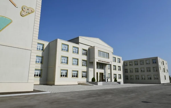 Мехрибан Алиева ознакомилась с условиями в новой школе в Бина - ФОТО