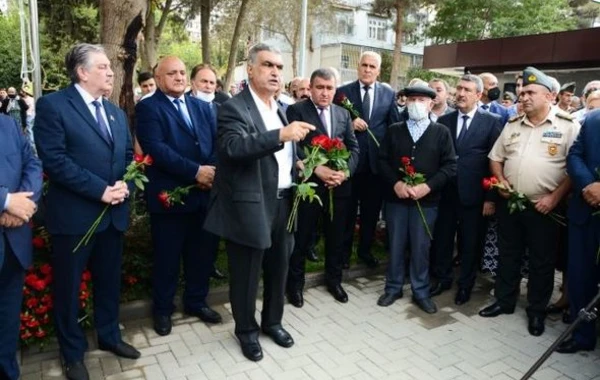 В Хатаинском районе состоялось открытие парка имени шехидов и мемориальной доски - ФОТО