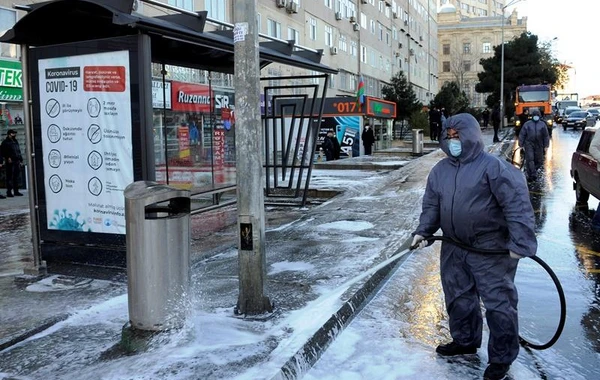 В Баку проводят очередную масштабную дезинфекцию - ФОТО