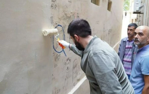 İçərişəhərdə vandalizmə qarşı iməclik - FOTO