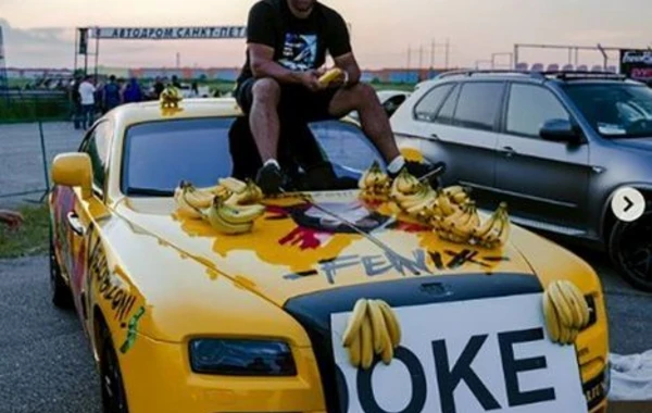 Azərbaycanlı oliqarxın qohumuna məxsus “Rolls-Royce” markalı avtomobil qəzaya düşdü - FOTO