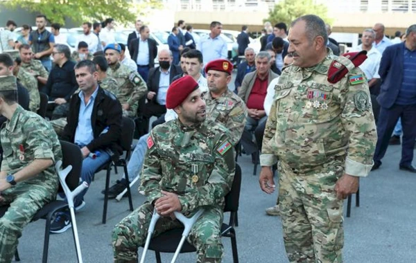 Amin Musayevə avtomobil verildi – FOTO